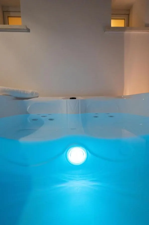 Casa Aive: Jacuzzi And Relax Villa Casteldaccia